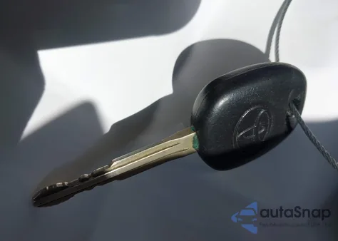 2011 Toyota Sienna Le V6 z USA, uszkodzony, nr VIN 5TDKK3DC0BS159321